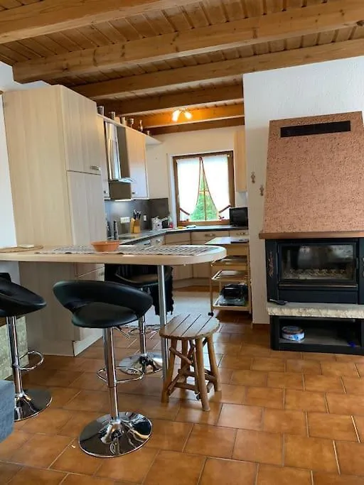 Apartment Freistehender Bungalow In Marktbreit In Traumlage Mit Grossem Garten